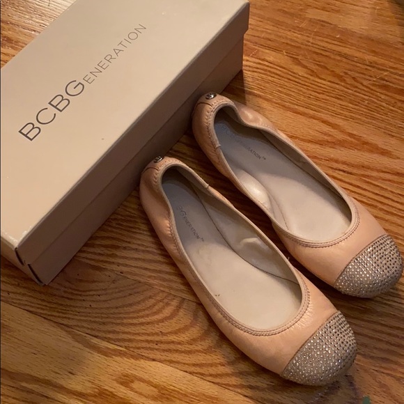 BCBG flats - Picture 2 of 6